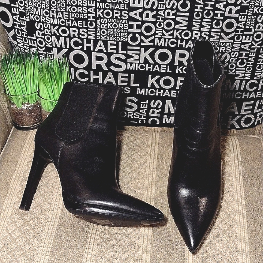 MICHAEL Michael Kors Stiletto Ankle Bootie